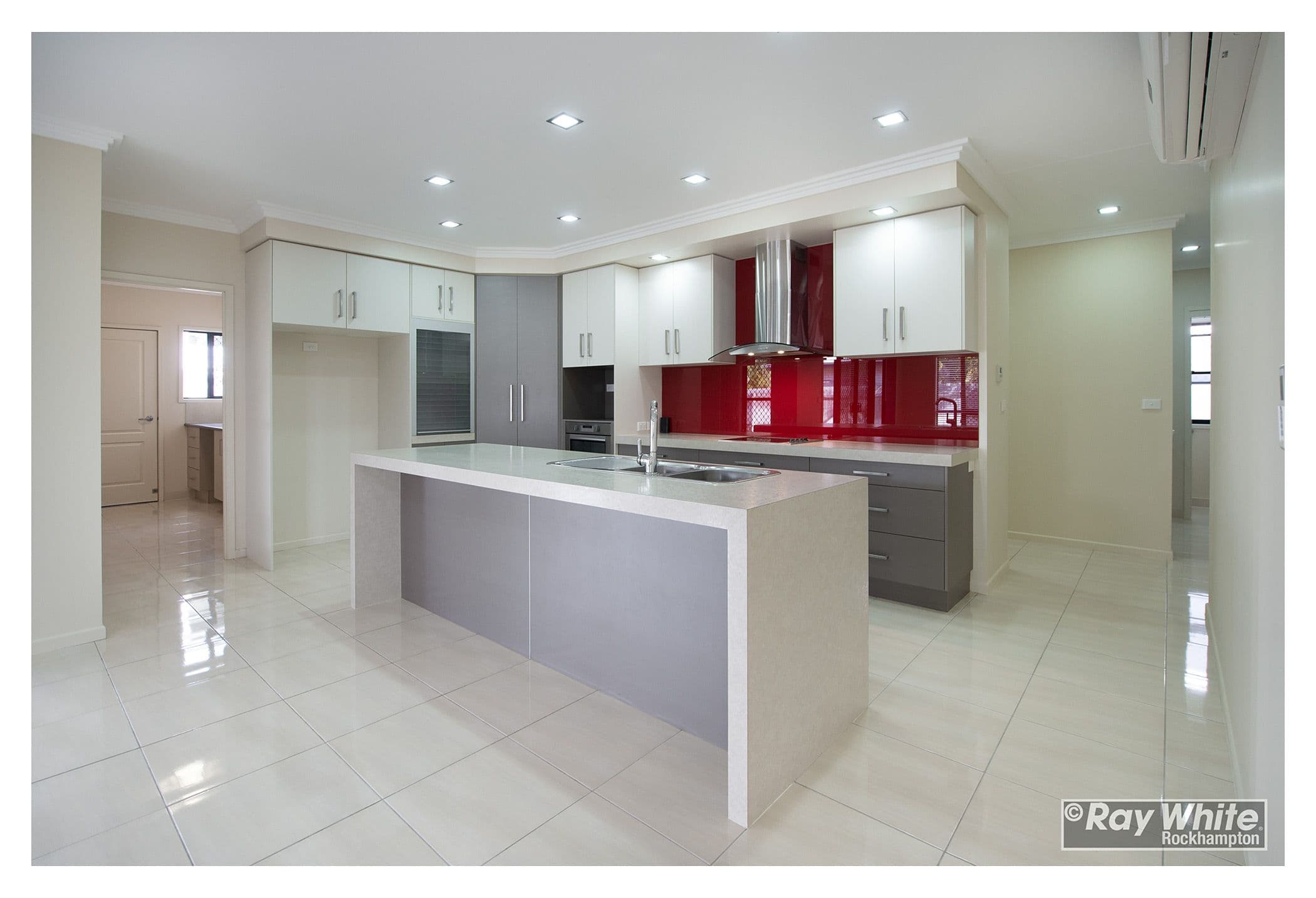17 Tamarind Avenue, Norman Gardens QLD 4701, Norman Gardens - Thumbnail 2