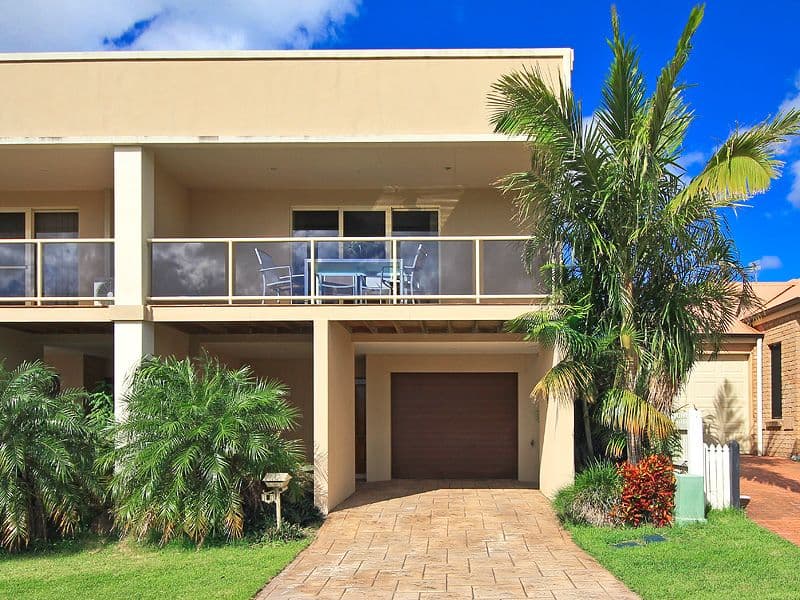 28 Palma Crescent, VARSITY LAKES QLD 4227, Varsity Lakes - Thumbnail 2