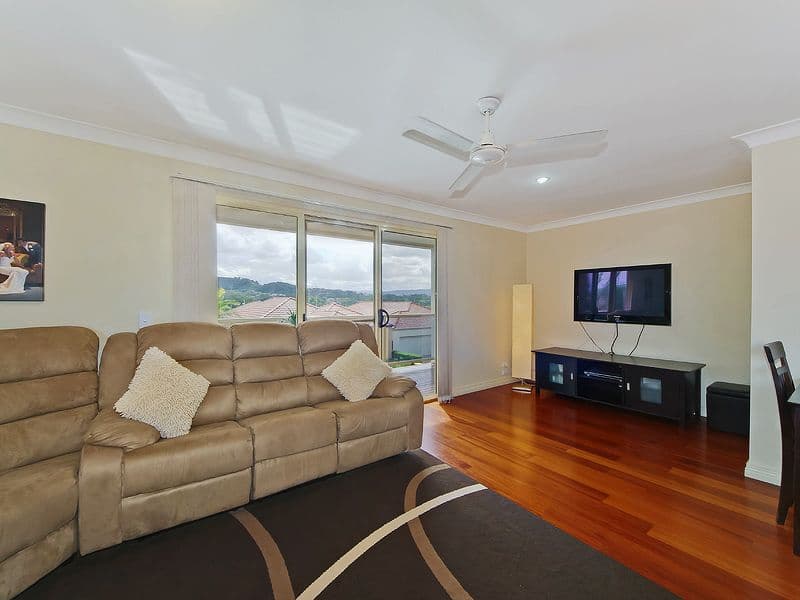 28 Palma Crescent, VARSITY LAKES QLD 4227, Varsity Lakes - Thumbnail 4