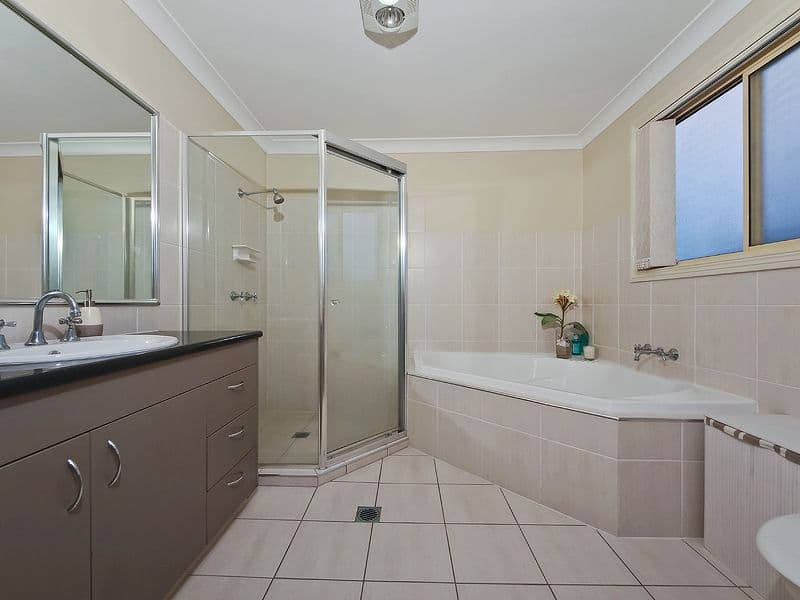 28 Palma Crescent, VARSITY LAKES QLD 4227, Varsity Lakes - Thumbnail 8