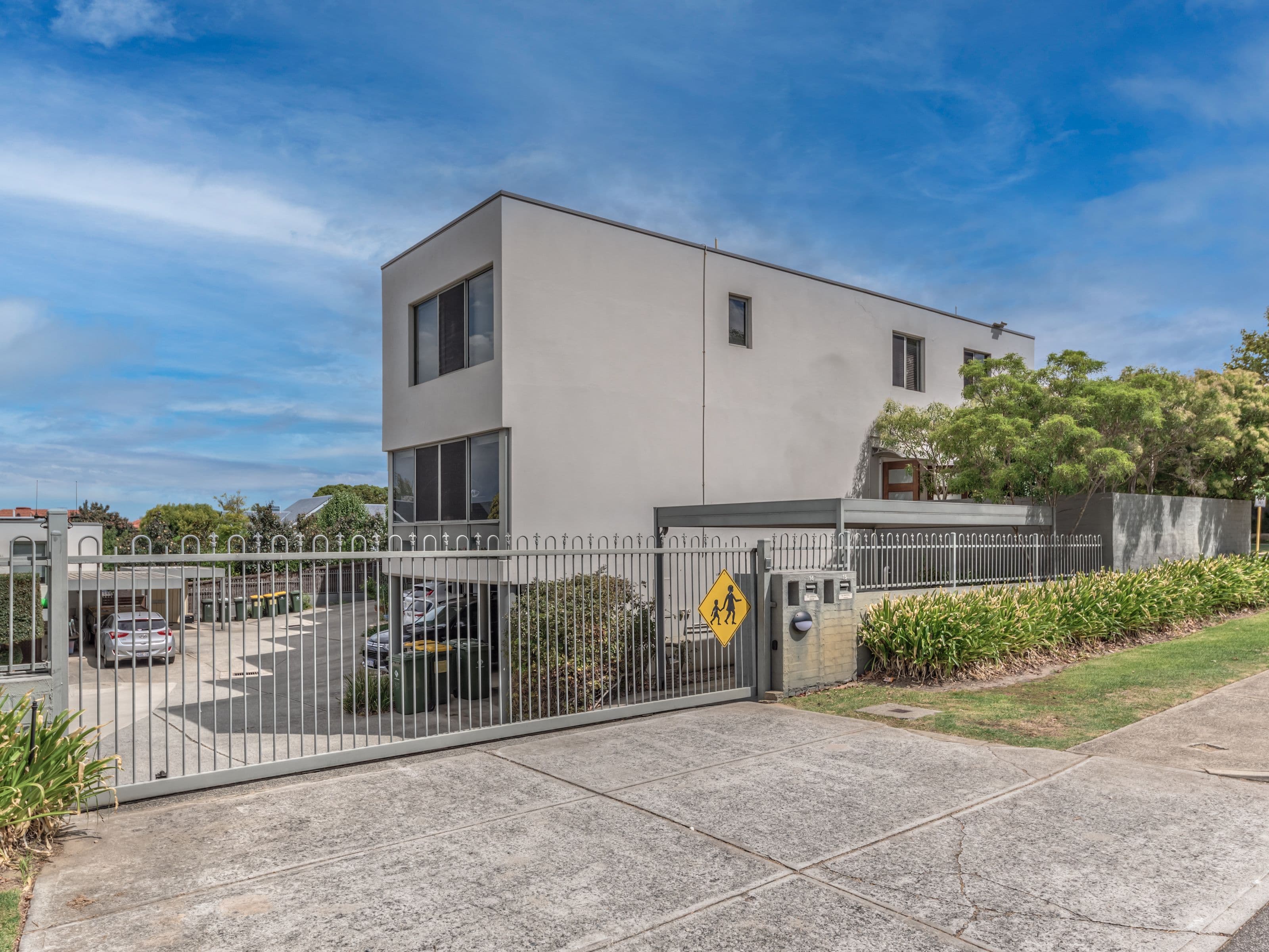 3 Mitchell Street, Mount Lawley WA 6050, Mount Lawley - Thumbnail 2