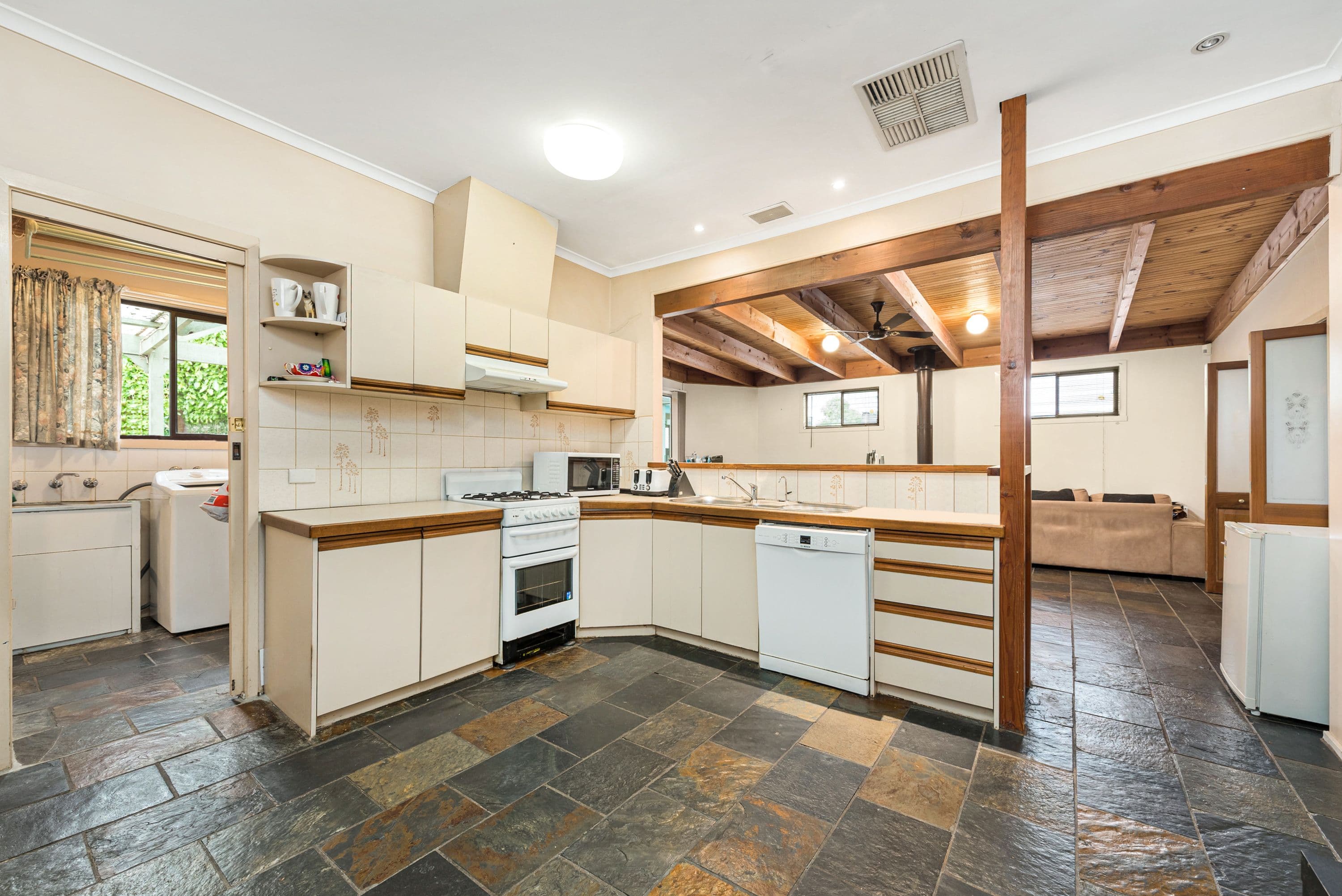 38 Orange Grove, Bayswater VIC 3153, Bayswater - Thumbnail 5