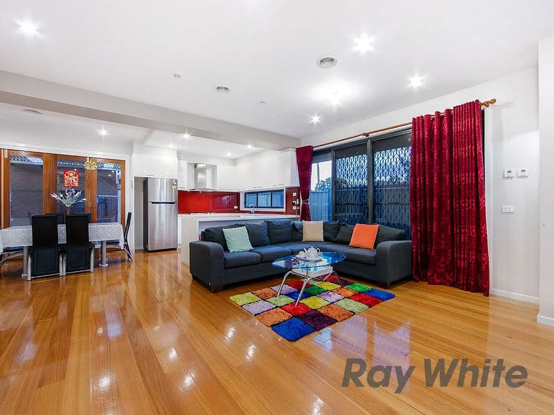 82 Henry Street, St Albans VIC 3021, St Albans - Thumbnail 2
