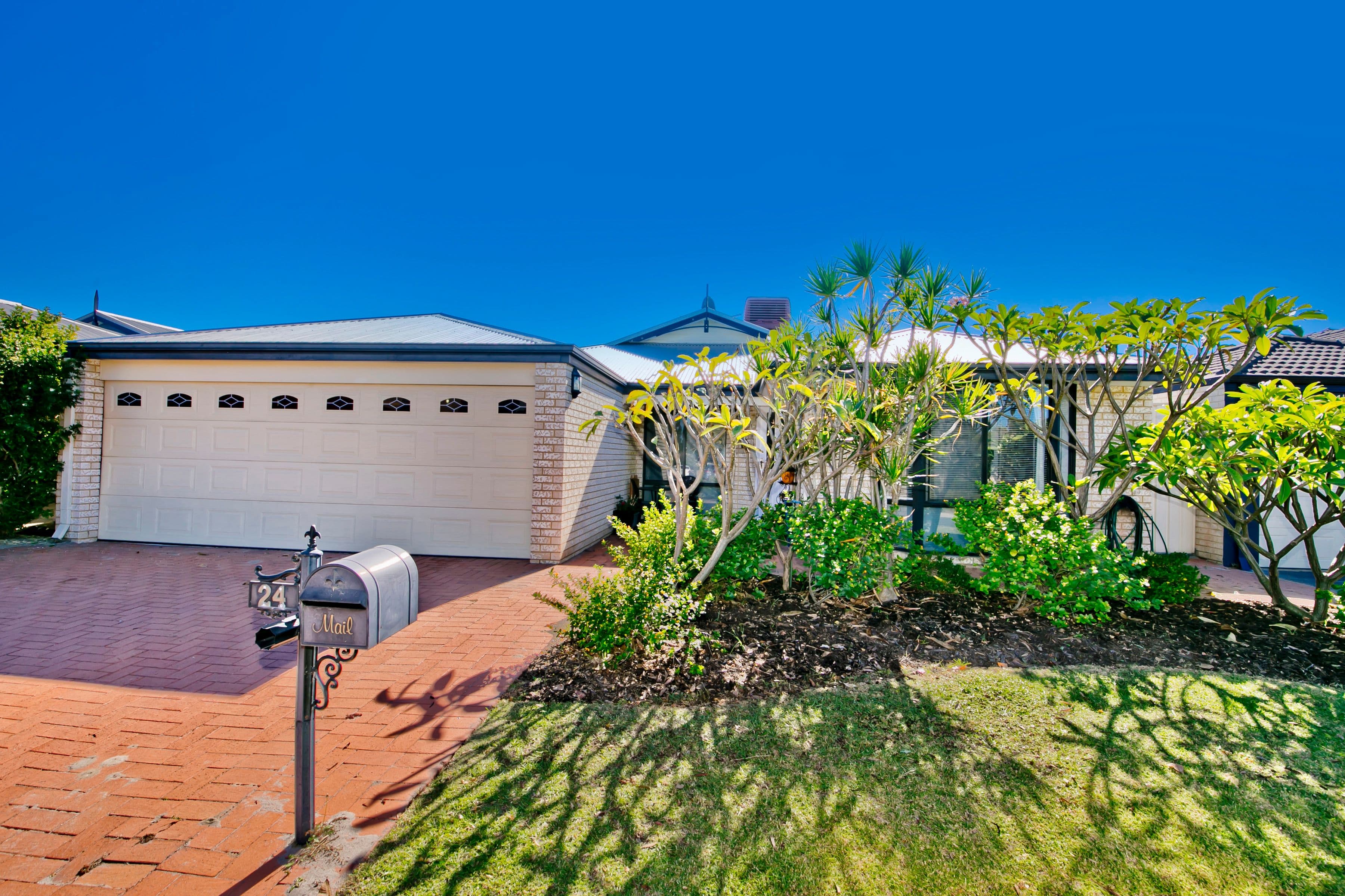 24 Fairywren Drive, Bennett Springs WA 6063, Bennett Springs - Thumbnail 2