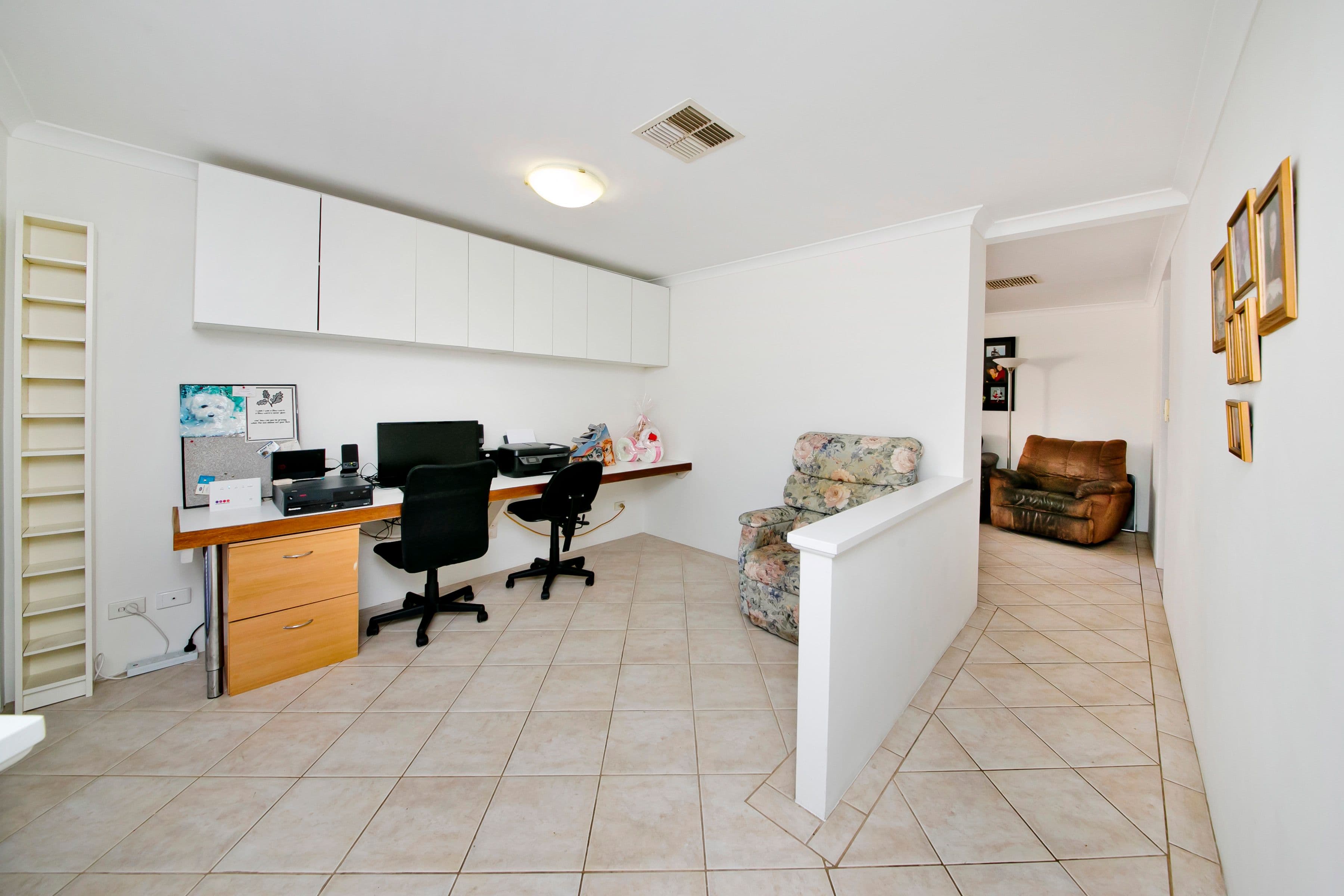 24 Fairywren Drive, Bennett Springs WA 6063, Bennett Springs - Thumbnail 7