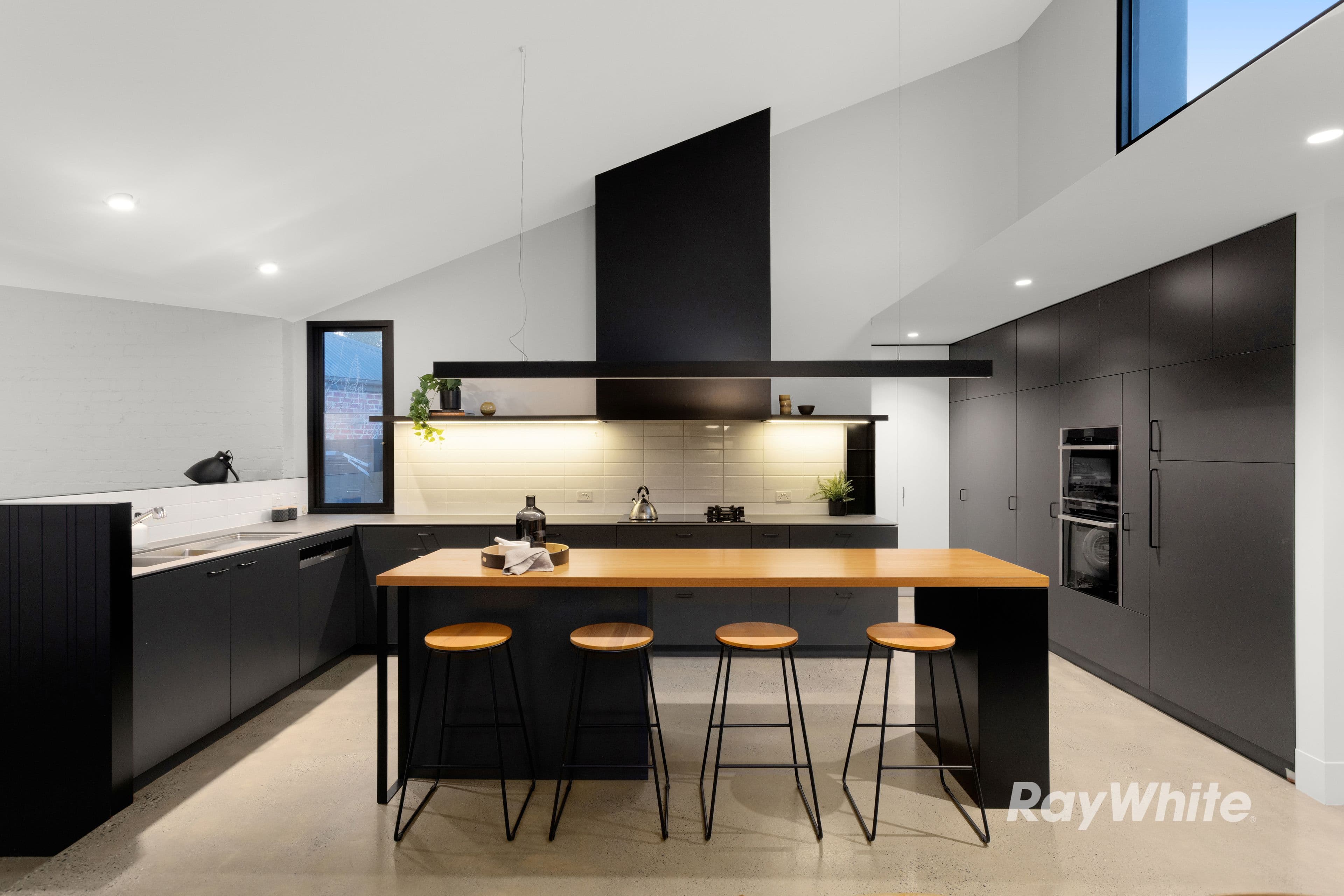 23 Frogmore Road, Carnegie VIC 3163, Carnegie - Thumbnail 2
