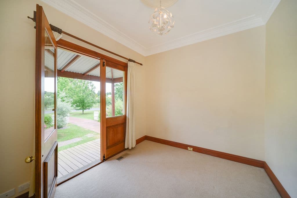 2 Banksia Street, Bowral - Thumbnail 8