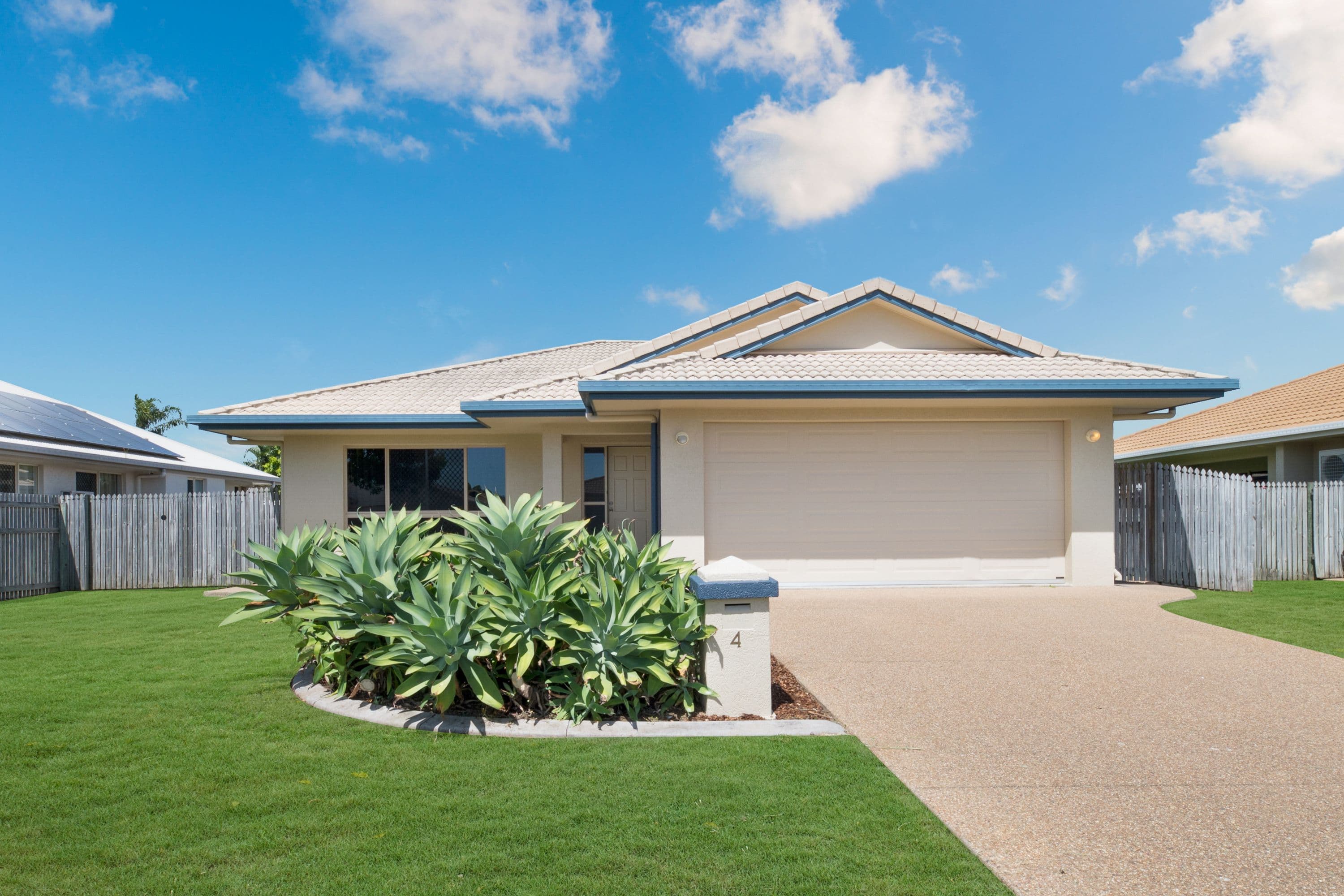 4 Farnham Court, Kirwan QLD 4817, Kirwan - Image 1
