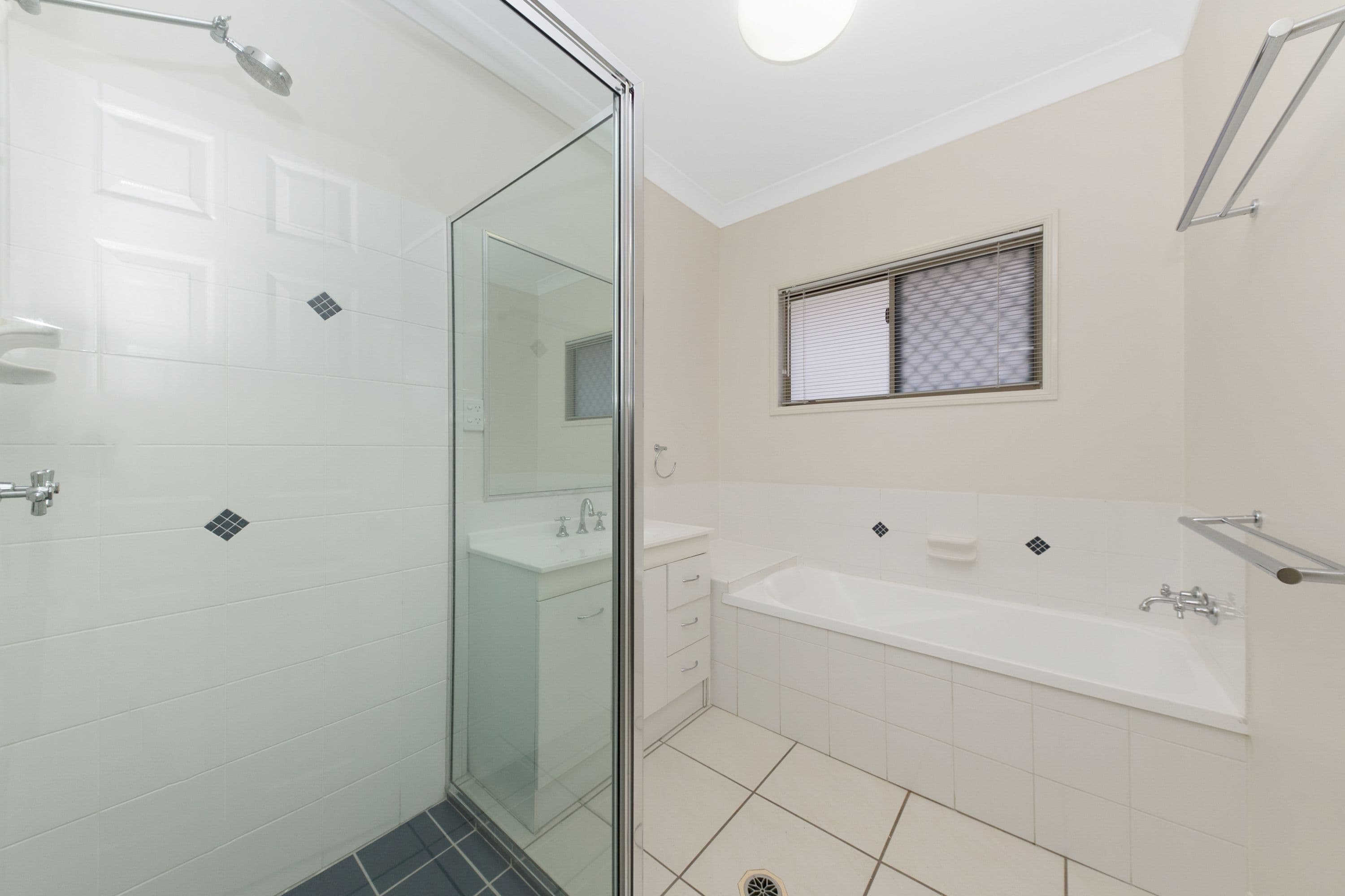 4 Farnham Court, Kirwan QLD 4817, Kirwan - Thumbnail 5