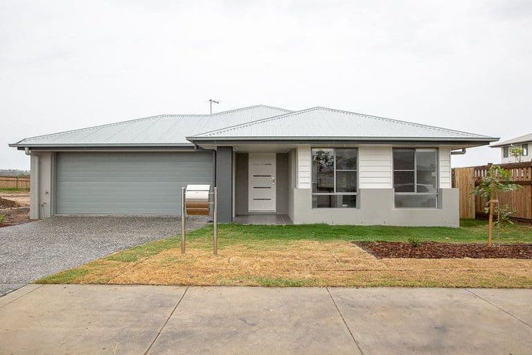 71 Trailblazer Drive, FLAGSTONE QLD 4280, Flagstone - Image 1