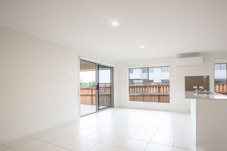 71 Trailblazer Drive, FLAGSTONE QLD 4280, Flagstone - Thumbnail 5