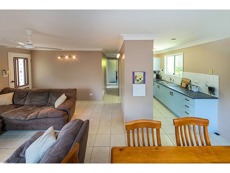 7 Schofield Street, THE RANGE QLD 4700, The Range - Thumbnail 3