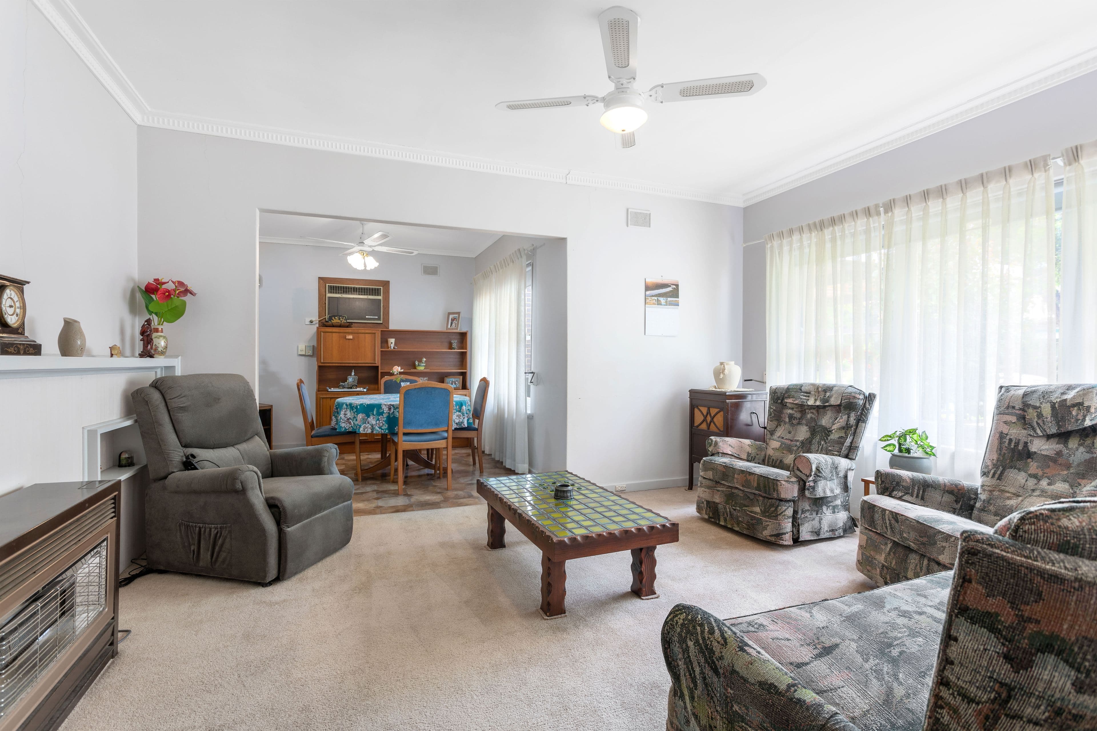 8 Raymel Crescent, Campbelltown SA 5074, Campbelltown - Thumbnail 2