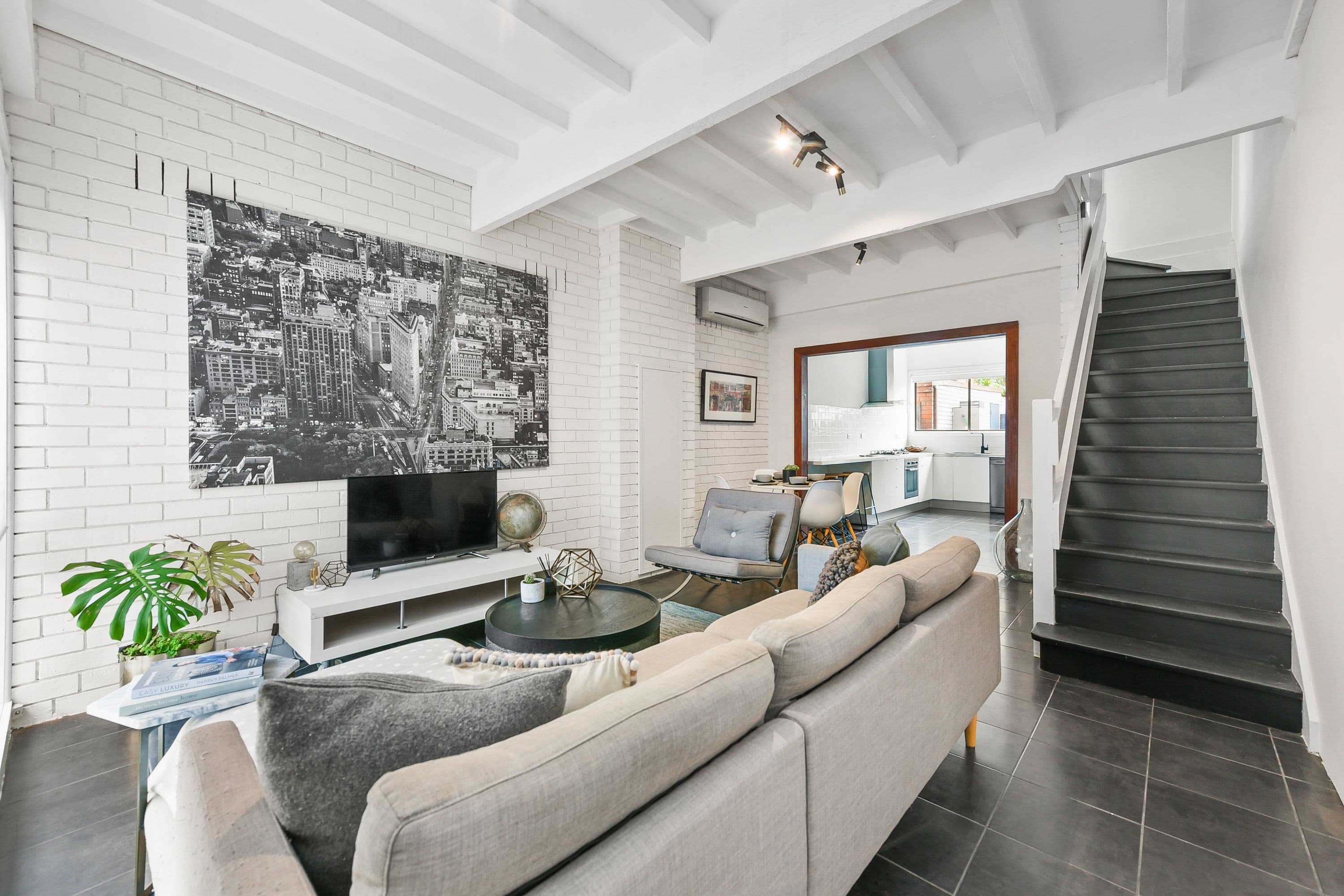 49 Carinish Road, Clayton VIC 3168, Clayton - Thumbnail 2