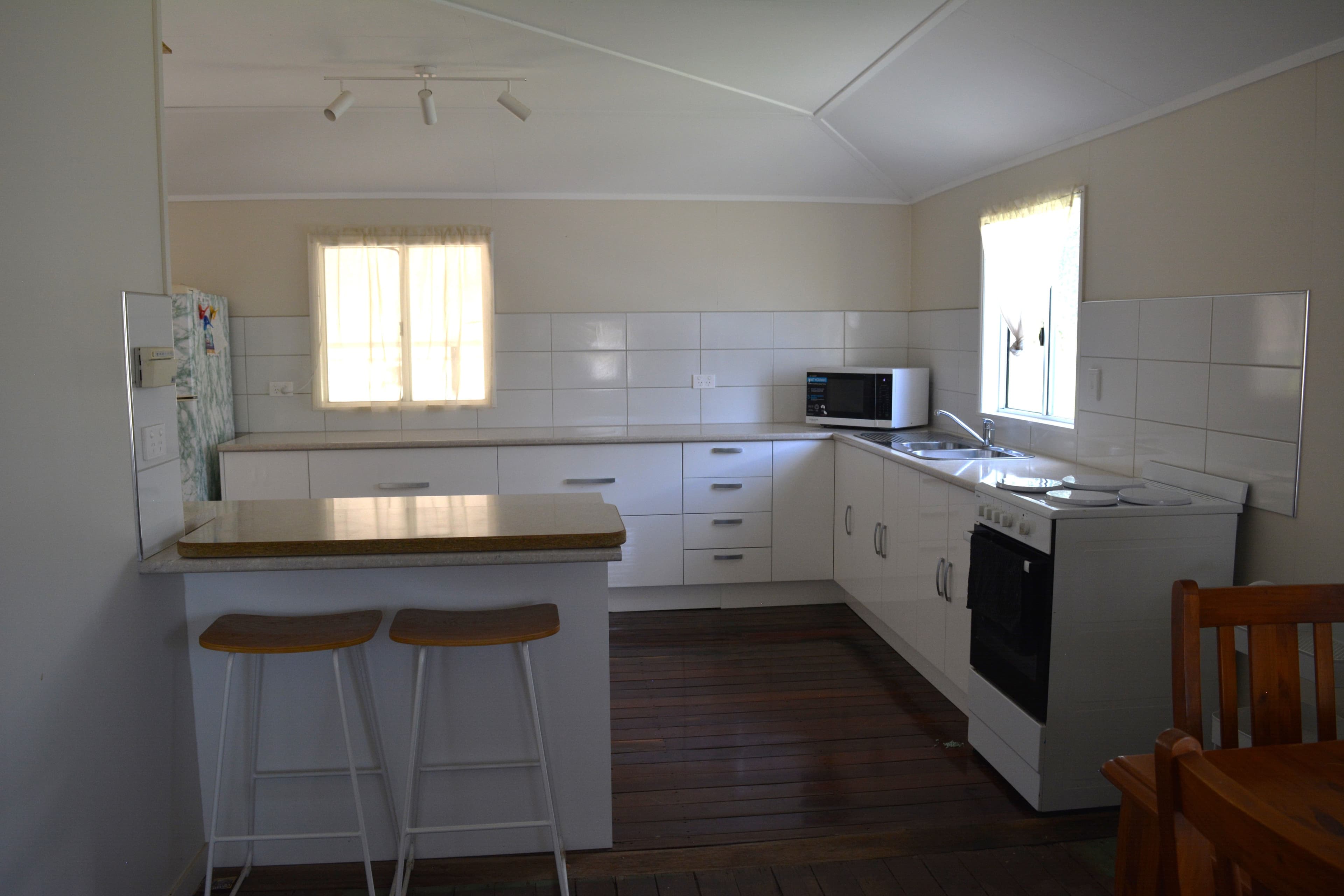 101 Thistle Street, Blackall QLD 4472, Blackall - Thumbnail 3