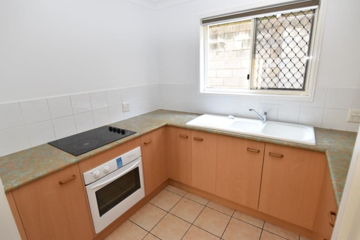 187 Goondoon Street, Gladstone Central QLD 4680, Gladstone Central - Thumbnail 2