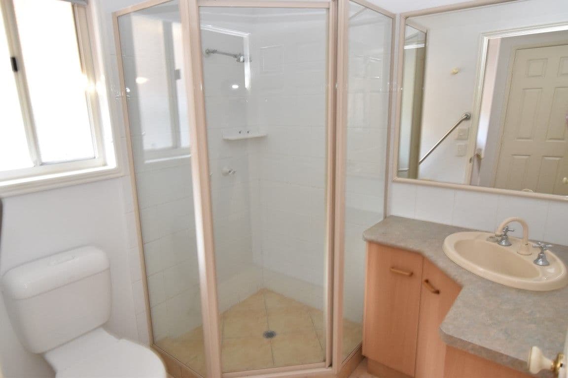 187 Goondoon Street, Gladstone Central QLD 4680, Gladstone Central - Thumbnail 5