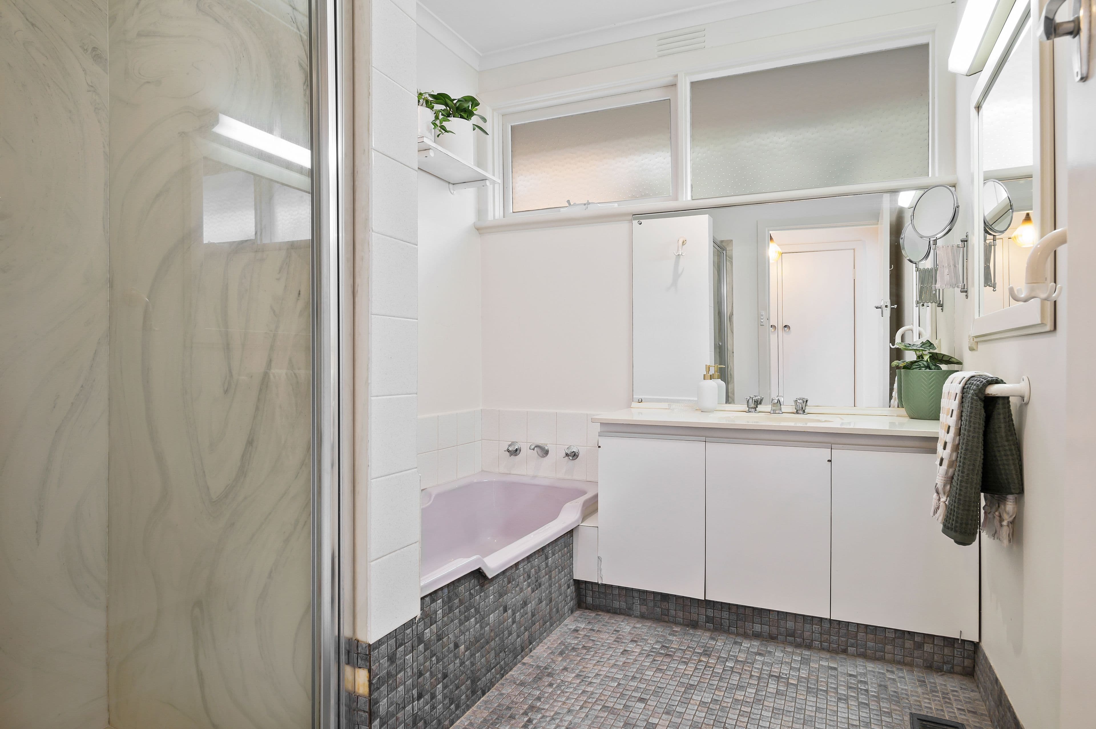 20 Christa Avenue, Burwood East VIC 3151, Burwood East - Thumbnail 7