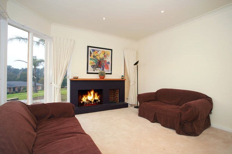 5 Meaka Court, WARRANDYTE VIC 3113, Warrandyte - Thumbnail 2