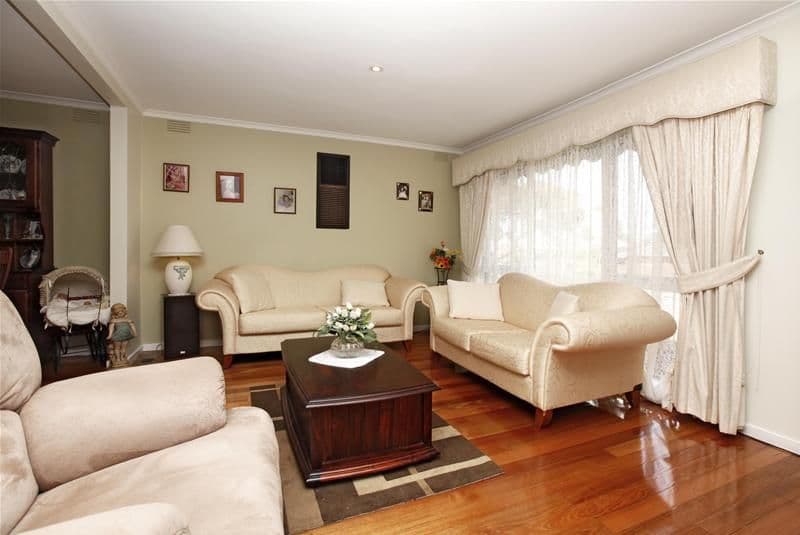 48 Cabernet Crescent, BUNDOORA VIC 3083, Bundoora - Thumbnail 2