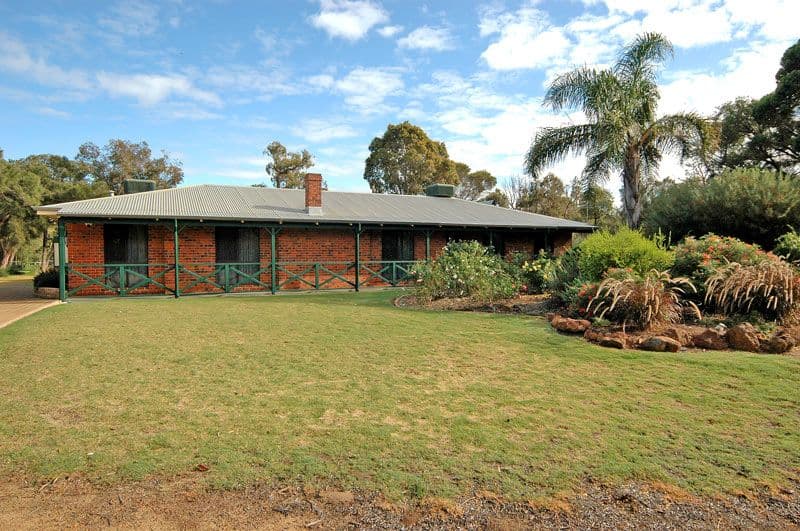 11 Arundel Court, MAIDA VALE WA 6057, Maida Vale - Thumbnail 2