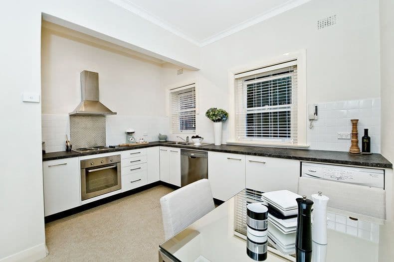 18 Edward Street, BONDI BEACH NSW 2026, Bondi - Thumbnail 2