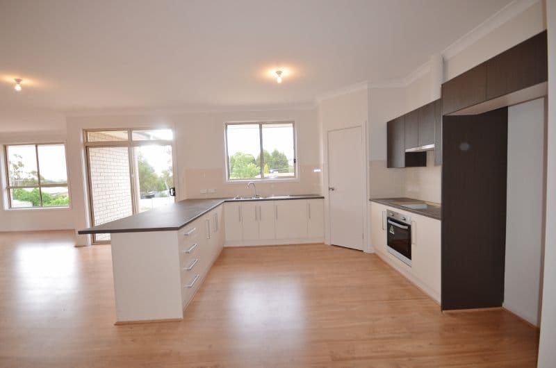 6 Heath Drive, Clare SA 5453, Clare - Thumbnail 5