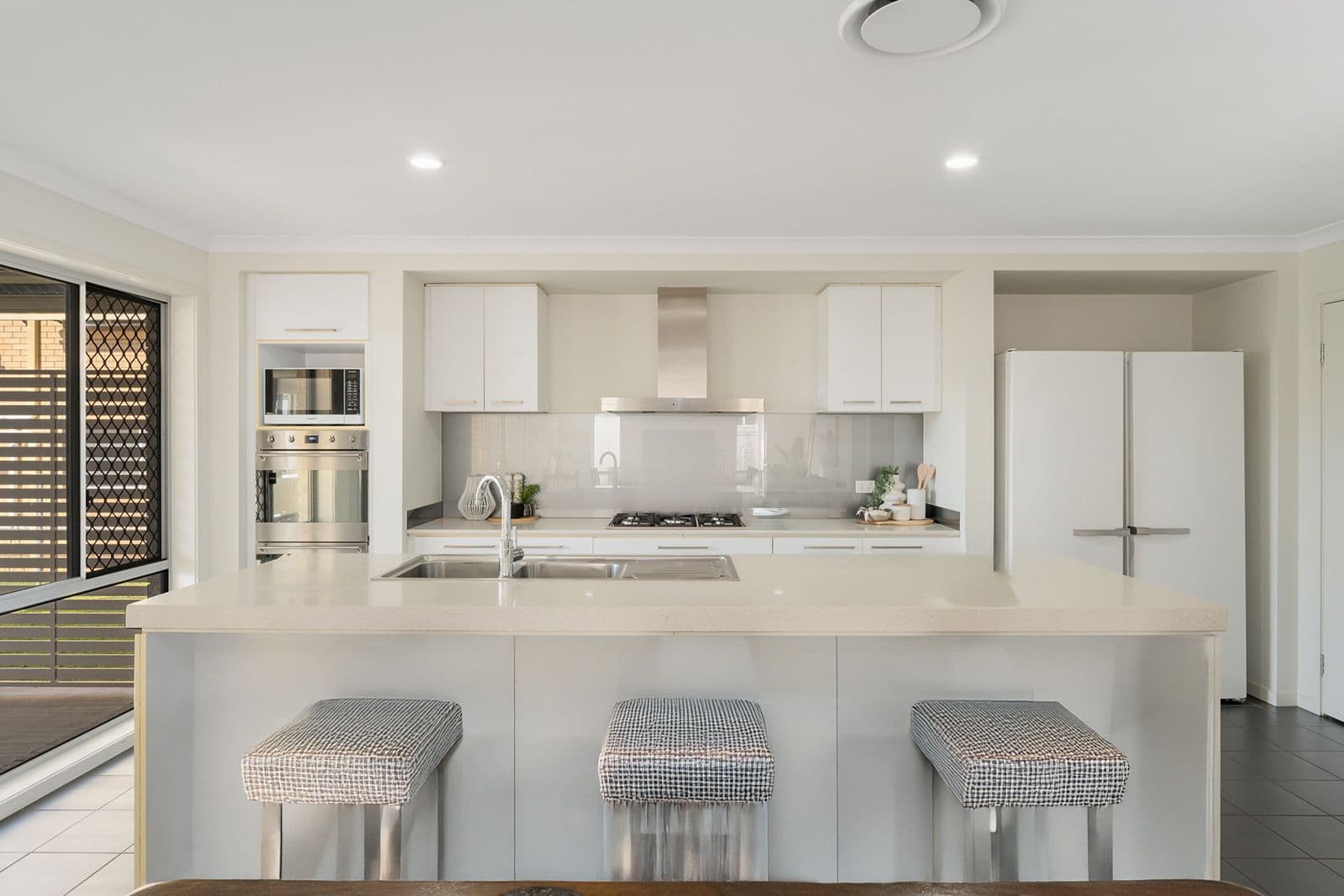 137 Roscommon Road, Boondall QLD 4034, Boondall - Thumbnail 5