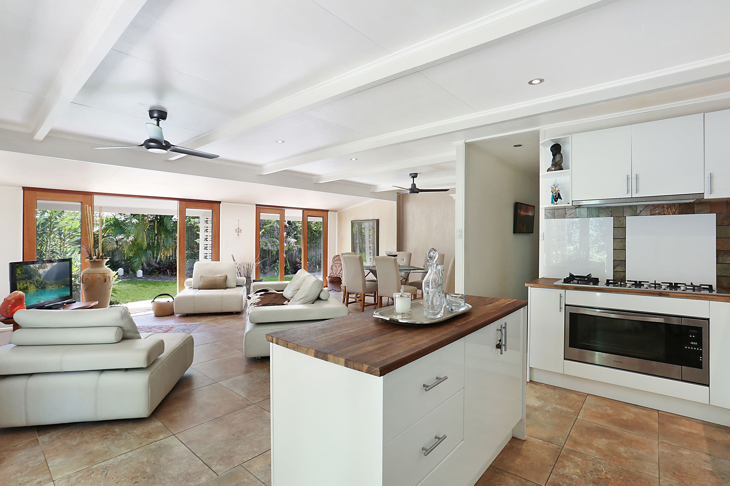 44 Djerral Avenue, Burleigh Heads QLD 4220, Burleigh Heads - Thumbnail 3