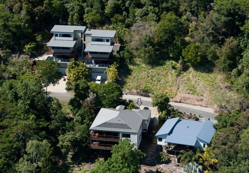 13 Stonehaven Court, AIRLIE BEACH QLD 4802, Airlie Beach - Thumbnail 2