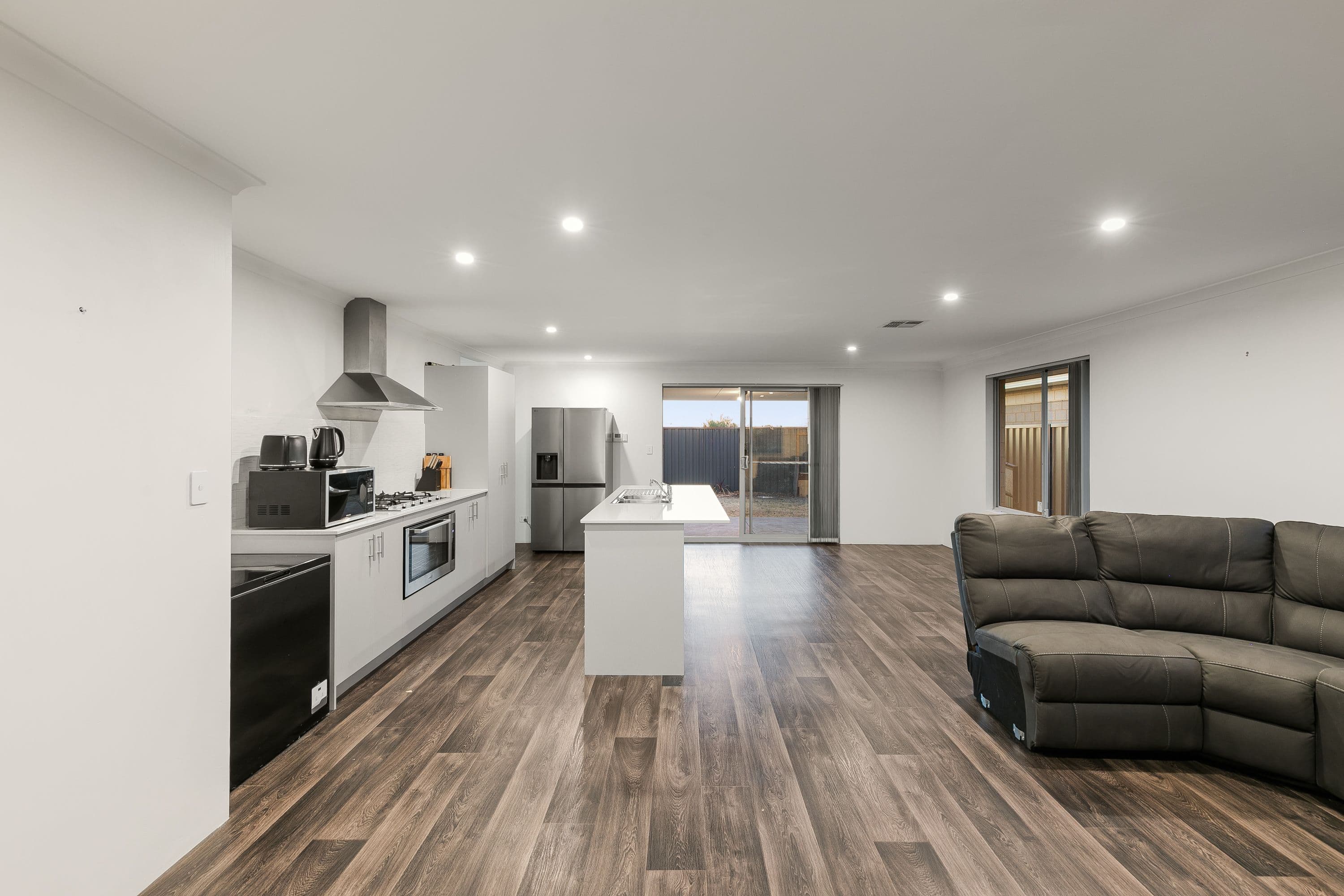 25 Andalusian Avenue, Darling Downs WA 6122, Darling Downs - Thumbnail 3
