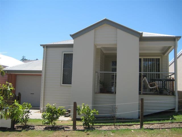 8 Parkview Drive, SPRINGFIELD LAKES QLD 4300, Springfield Lakes - Image 1