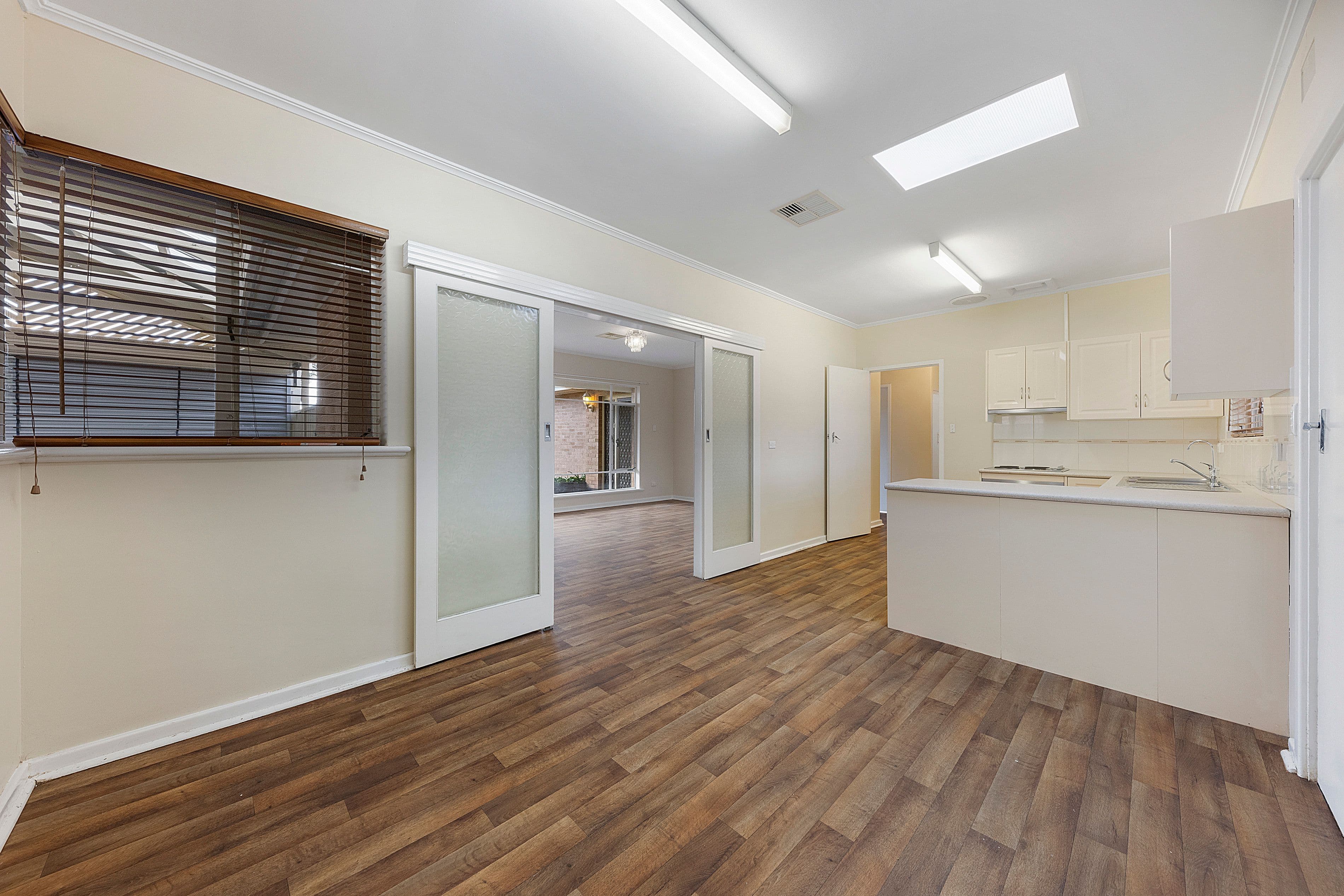 72 Quinlivan Road, Pooraka SA 5095, Pooraka - Thumbnail 4