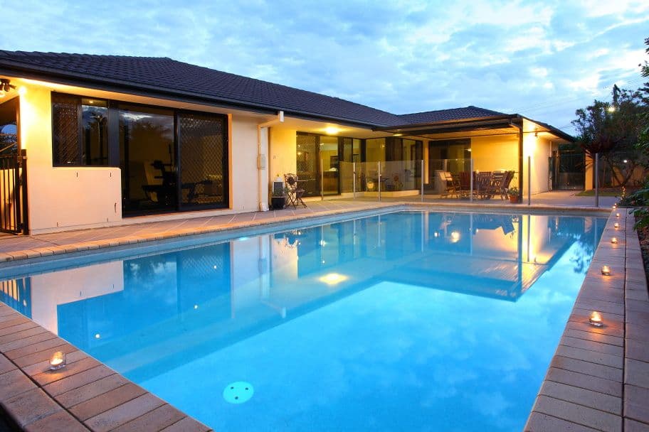 1 Raymond Avenue, BUNDALL QLD 4217, Bundall - Thumbnail 4