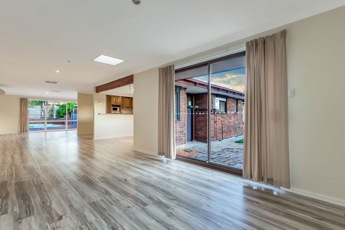 8 Primmer Avenue, Modbury North SA 5092, Modbury North - Thumbnail 3
