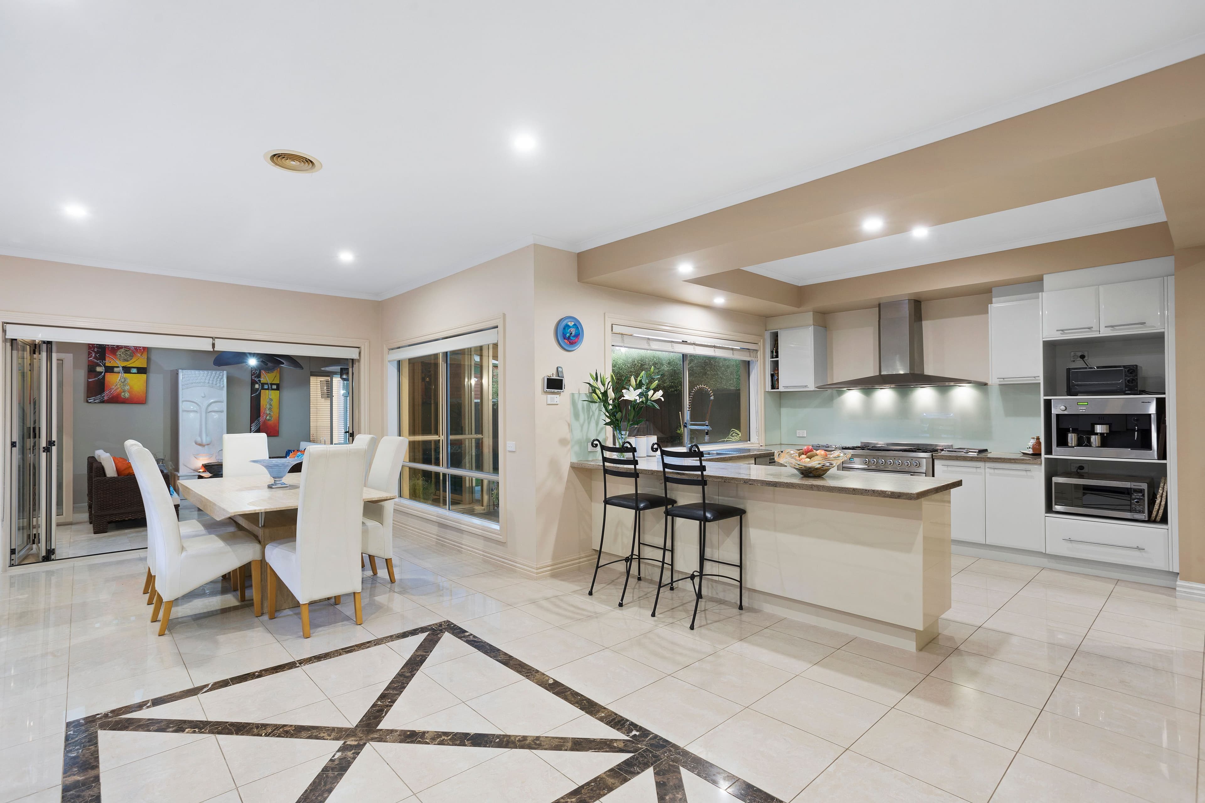 7 Regency Drive, Kilsyth South VIC 3137, Kilsyth South - Thumbnail 4
