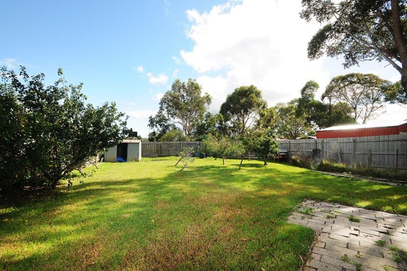 77 Lyrebird Drive, Carrum Downs VIC 3201, Carrum Downs - Thumbnail 3