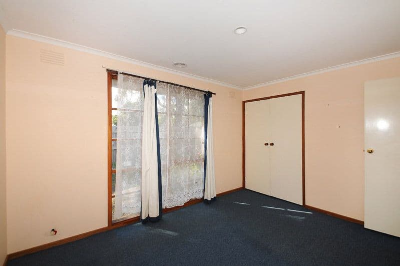 77 Lyrebird Drive, Carrum Downs VIC 3201, Carrum Downs - Thumbnail 6