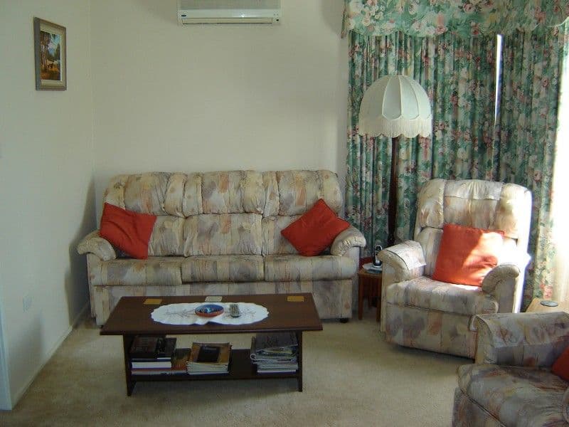 82 Old Belmont Road, BELMONT NORTH NSW 2280, Belmont North - Thumbnail 2