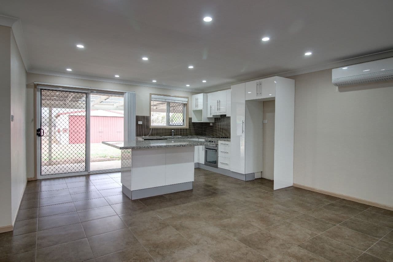 31 Bernadette Crescent, Rosewood QLD 4340, Rosewood - Thumbnail 4