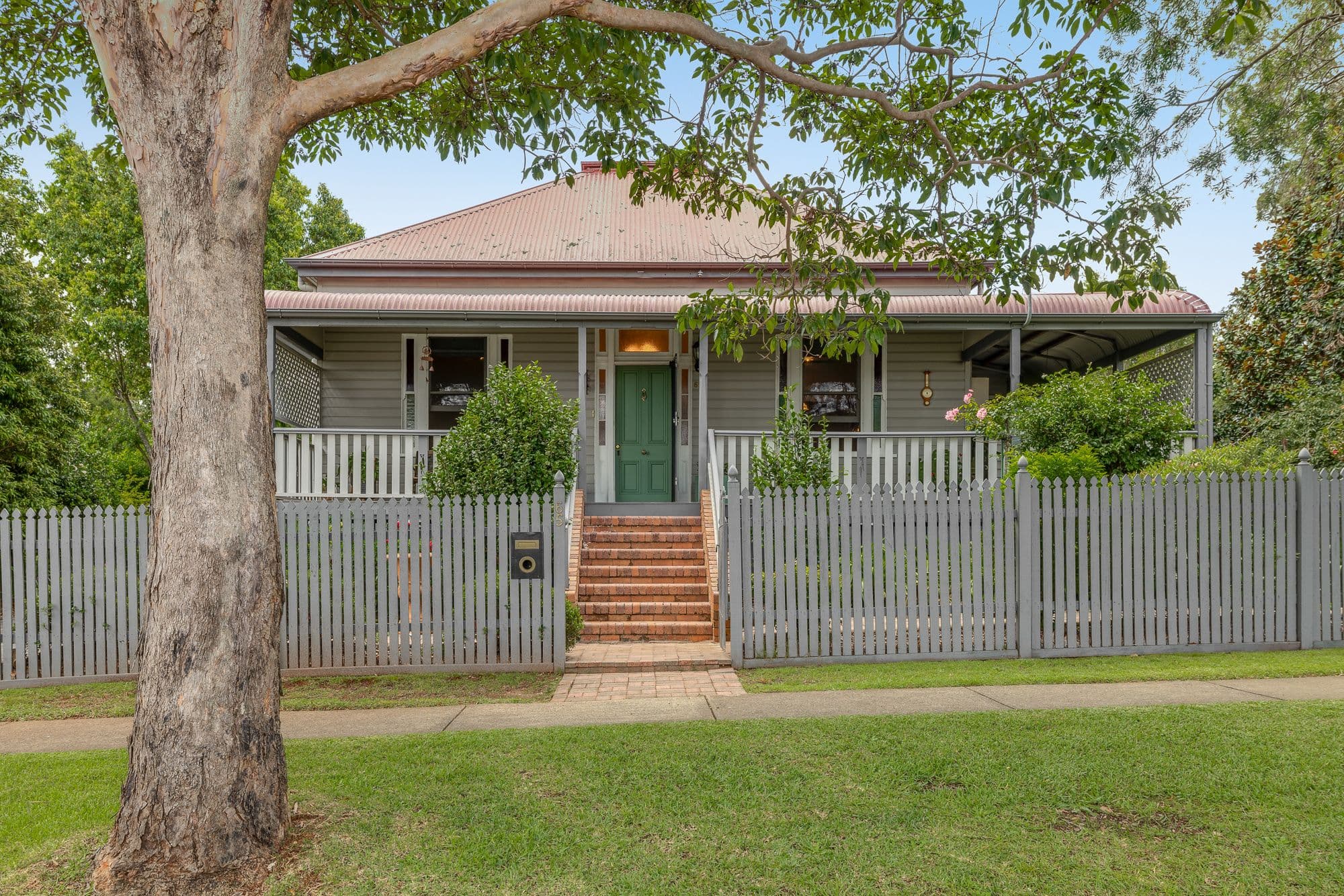 65 Geoffrey Street, Mount Lofty QLD 4350, Mount Lofty - Image 1