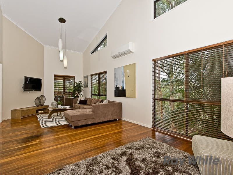 5 Mintwood Court, ARANA HILLS QLD 4054, Arana Hills - Thumbnail 3