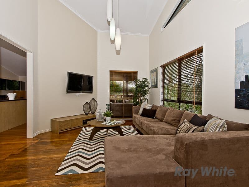 5 Mintwood Court, ARANA HILLS QLD 4054, Arana Hills - Thumbnail 4