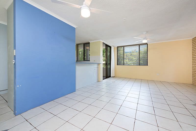 Unit 3 'Salt Spray' 35 Lower Gay Terrace, CALOUNDRA QLD 4551, Caloundra - Thumbnail 2
