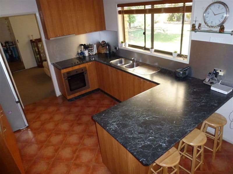15 Buckingham Drive, Dubbo NSW 2830, Dubbo - Thumbnail 2