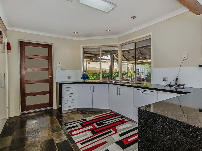 49 The Avenue, WARNBRO WA 6169, Warnbro - Thumbnail 3