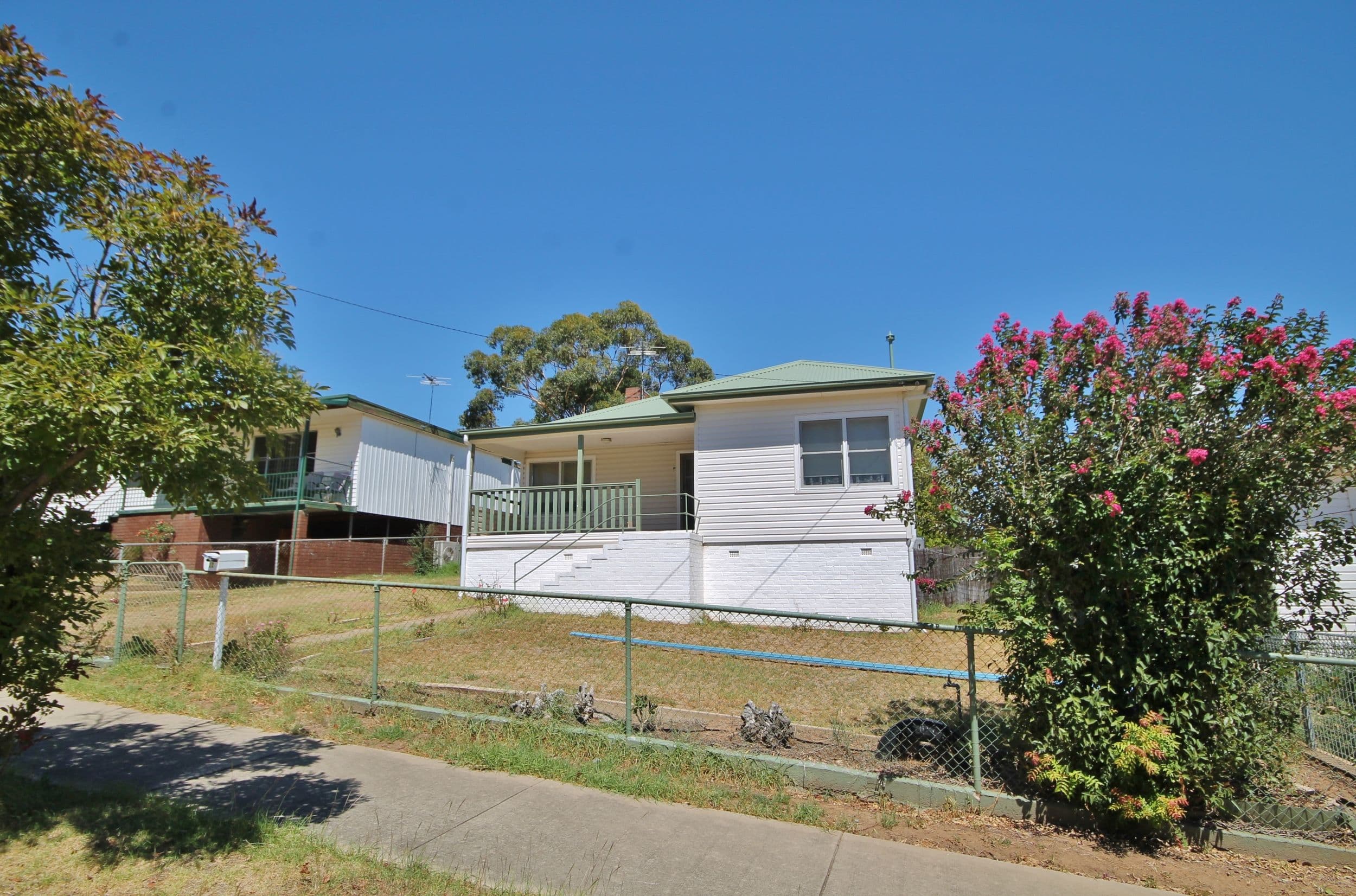 22 William Street, Young - Image 1