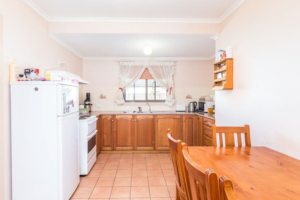 10 Doughty Street, Mount Gambier SA 5290, Mount Gambier - Thumbnail 3