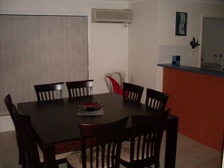 15 Violet Close, EIGHT MILE PLAINS QLD 4113, Eight Mile Plains - Thumbnail 3