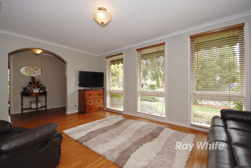 10 Findon Court, WANTIRNA SOUTH VIC 3152, Wantirna South - Thumbnail 2